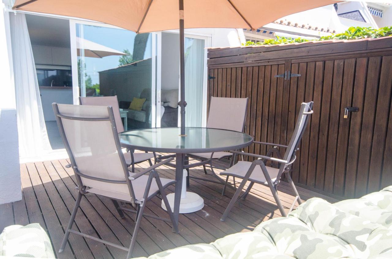 Apartment Seghers- Seaside Charm By The Beach Естепона Екстериор снимка